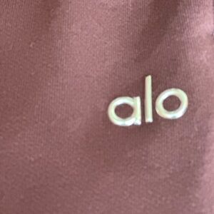 Alo activewear joggers. New without tags.